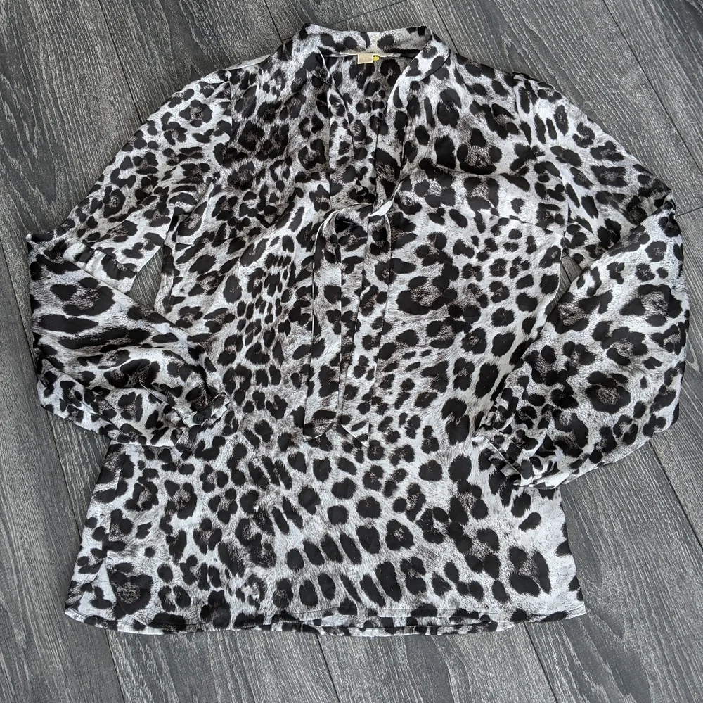 MICHAEL KORS - Yesler Leopard-Print Blouse - Picture 9 of 11